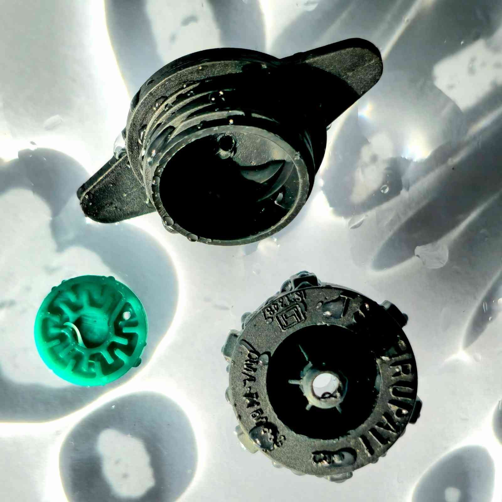 8 LPH DRIPPER (100 PC) thumbnail