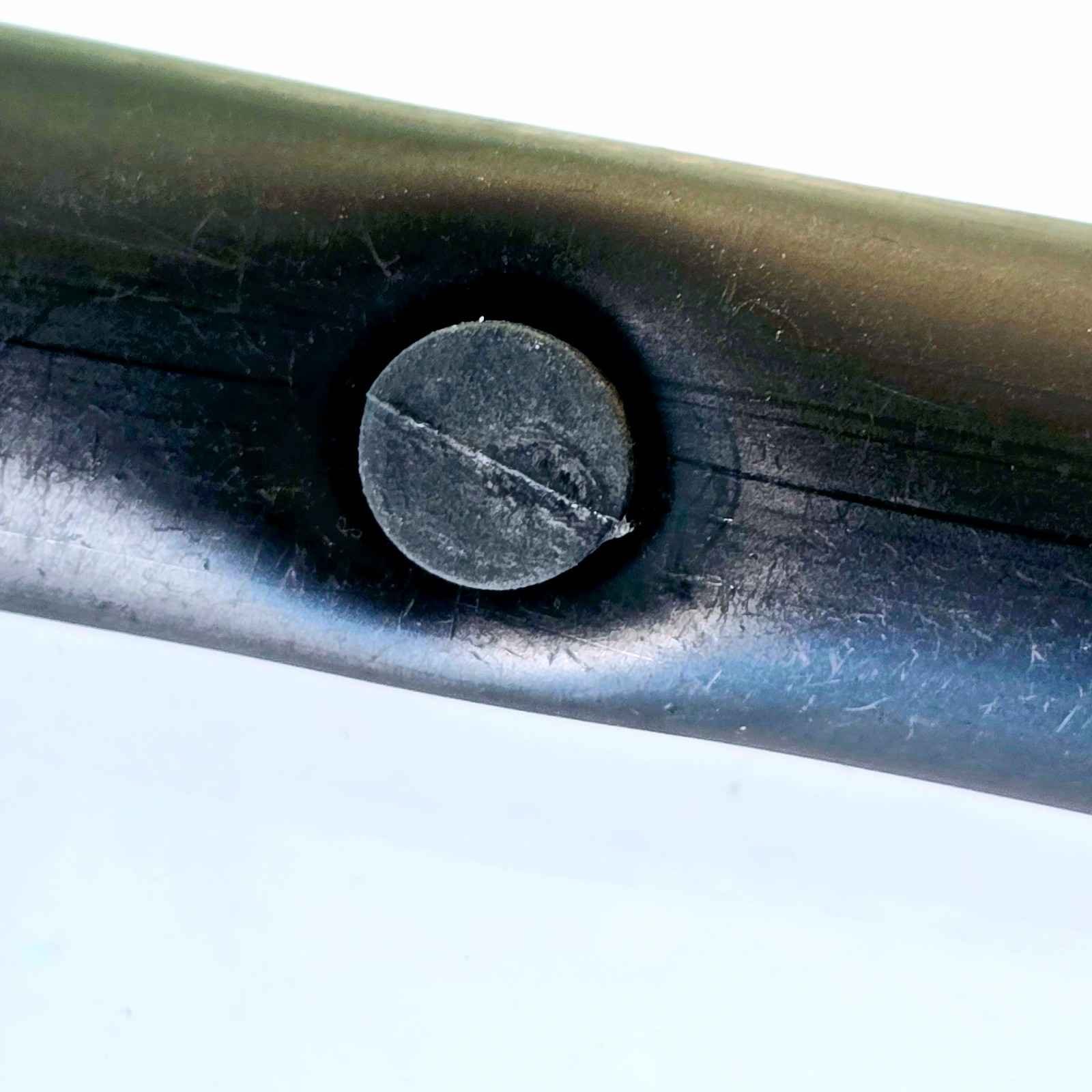 DRIPPER HOLE BLOCKING PLUG 6MM ( 100 PC ) thumbnail