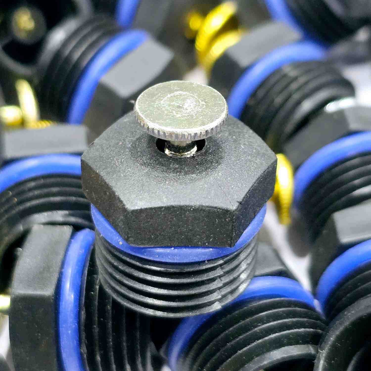 Adjustable Screw Sprinkler – Versatile & Efficient Watering Solution thumbnail