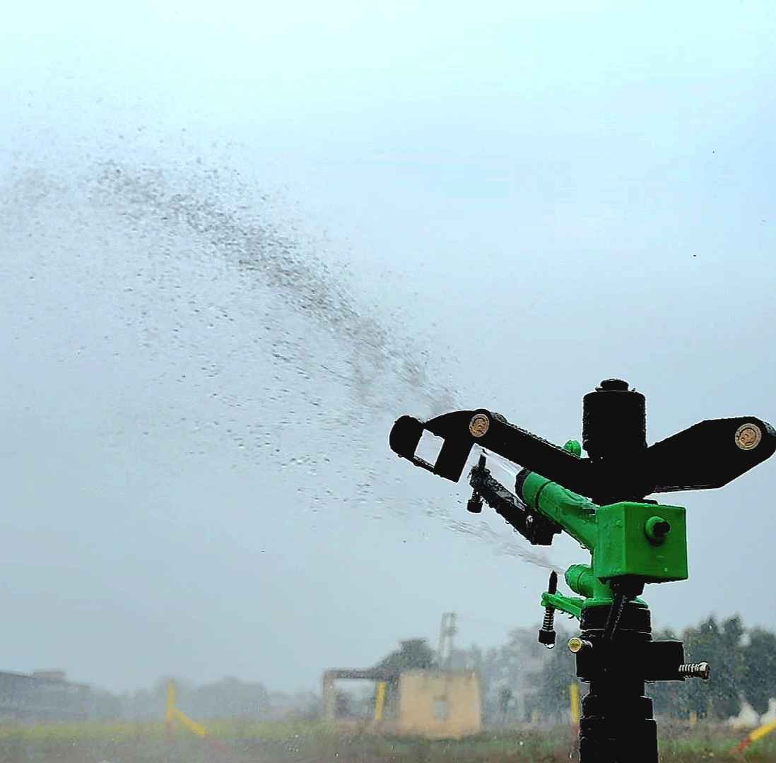 1 INCH PREMIUM QUALITY PVC RAIN GUN WITH STAND thumbnail